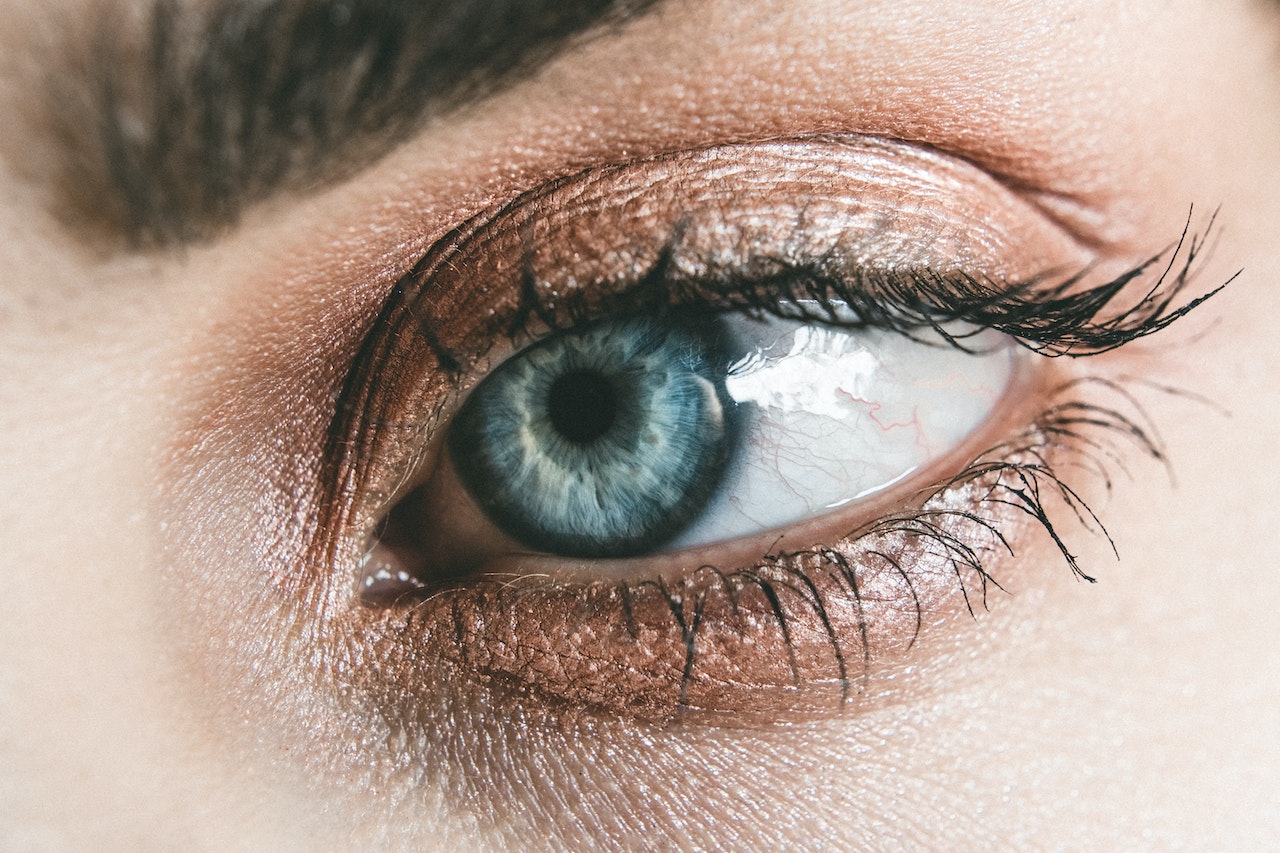 Bolí oči a bolesť za očami: skutočná príčina bolesti