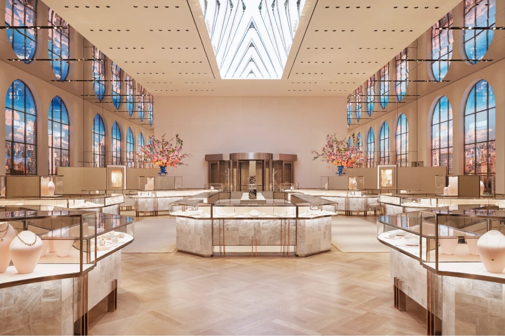 Tiffany & Co. otvorí zrekonštruovaný vlajkový obchod v New Yorku.