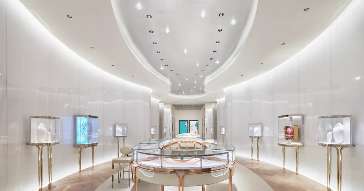 Tiffany & Co. otvorí zrekonštruovaný vlajkový obchod v New Yorku.