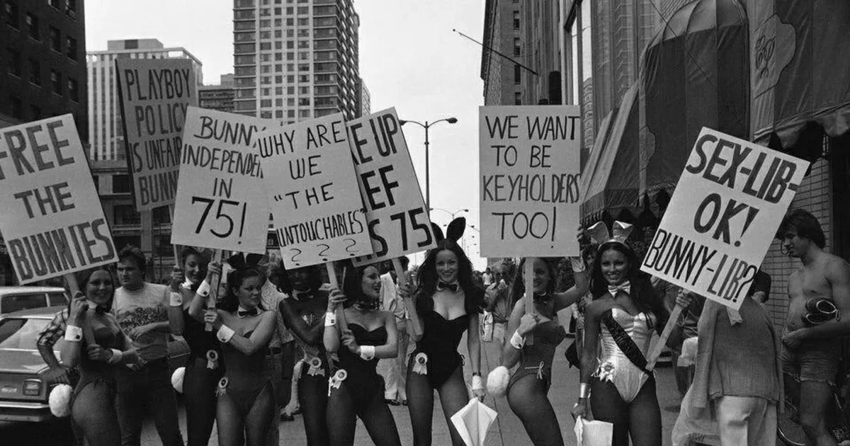 "Štrajk králičiek Playboya v roku 1975: Boj za lepšie pracovné podmienky"