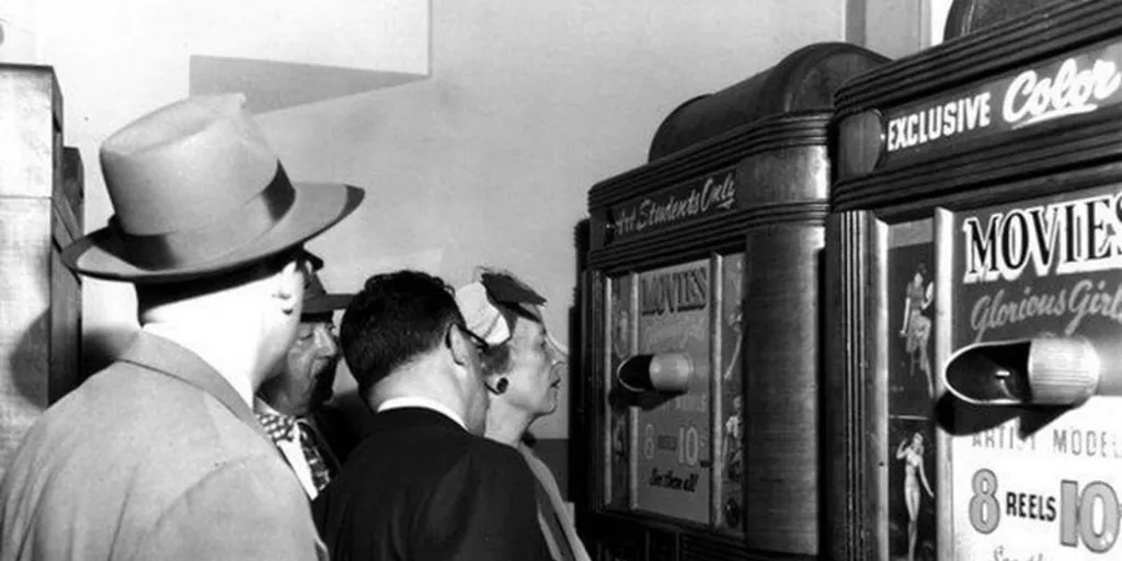 Automaty na pozeranie pornografie, 1965 rok