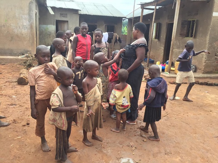 A Woman From Uganda Who Gave Birth to 44 Children Reveals What Her Life Is Like